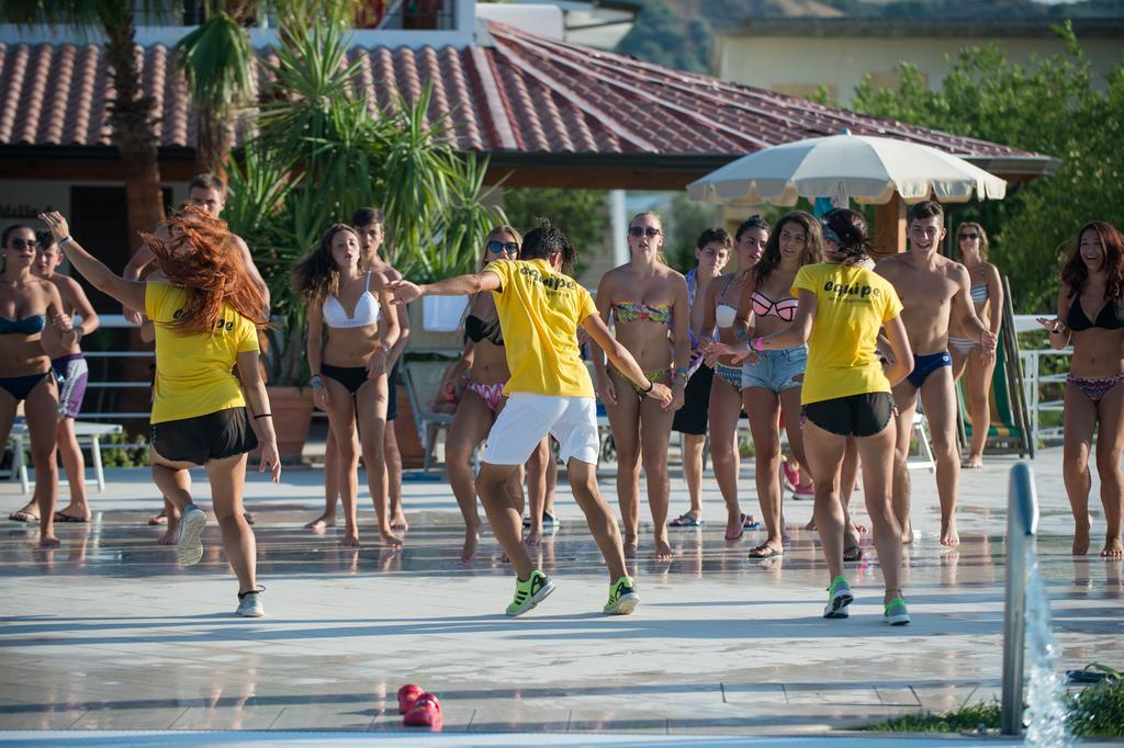 Vascellero Club Resort Cariati Ngoại thất bức ảnh
